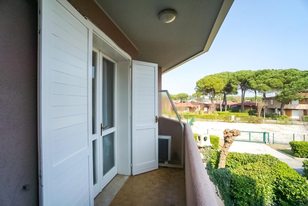 Villaggio Tivoli Бибионе Екстериор снимка